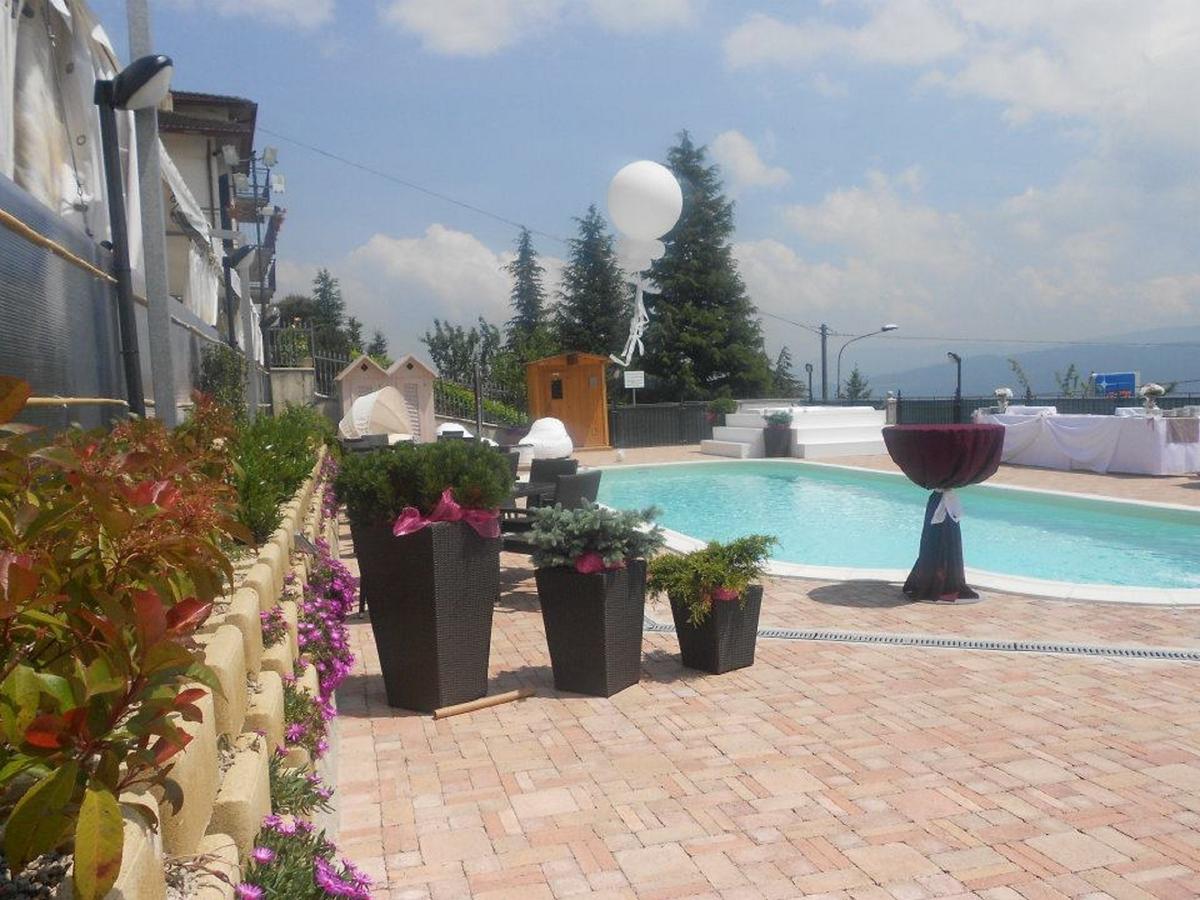 Albergo Ristorante Miramonti Toano المظهر الخارجي الصورة