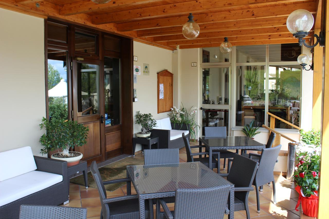 Albergo Ristorante Miramonti Toano المظهر الخارجي الصورة